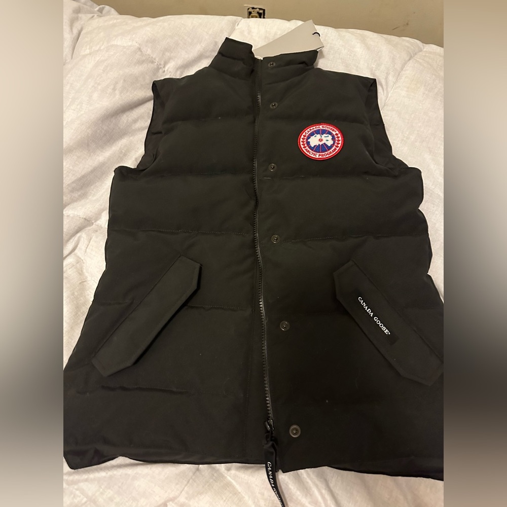 NWT Canada Goose Vest